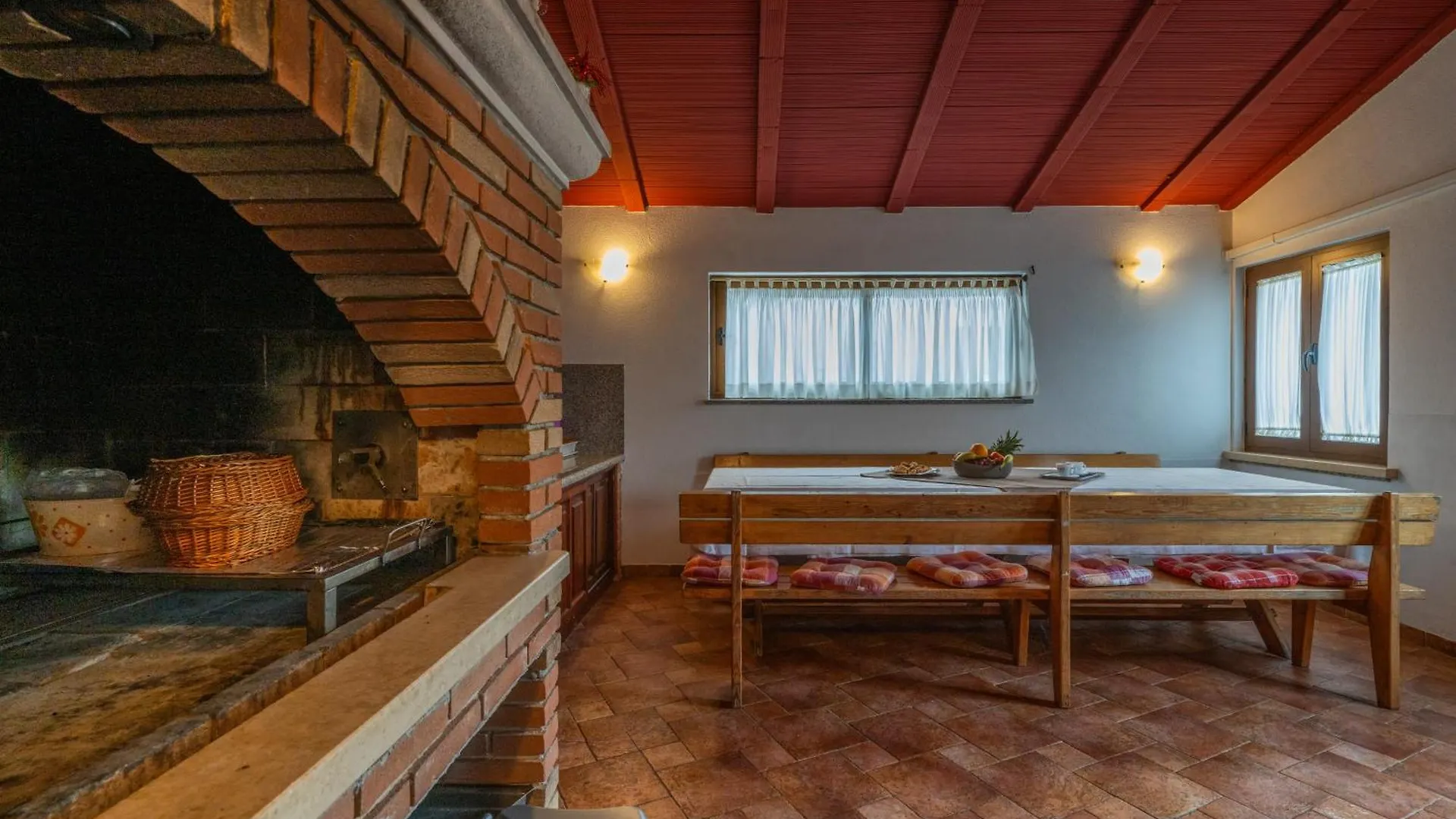 Villa Lealeana Pula 0*,