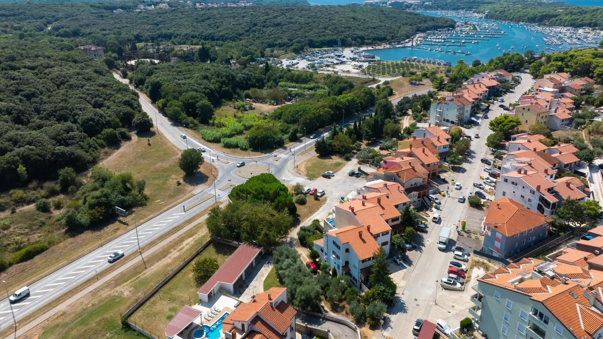 Villa Lealeana Pula