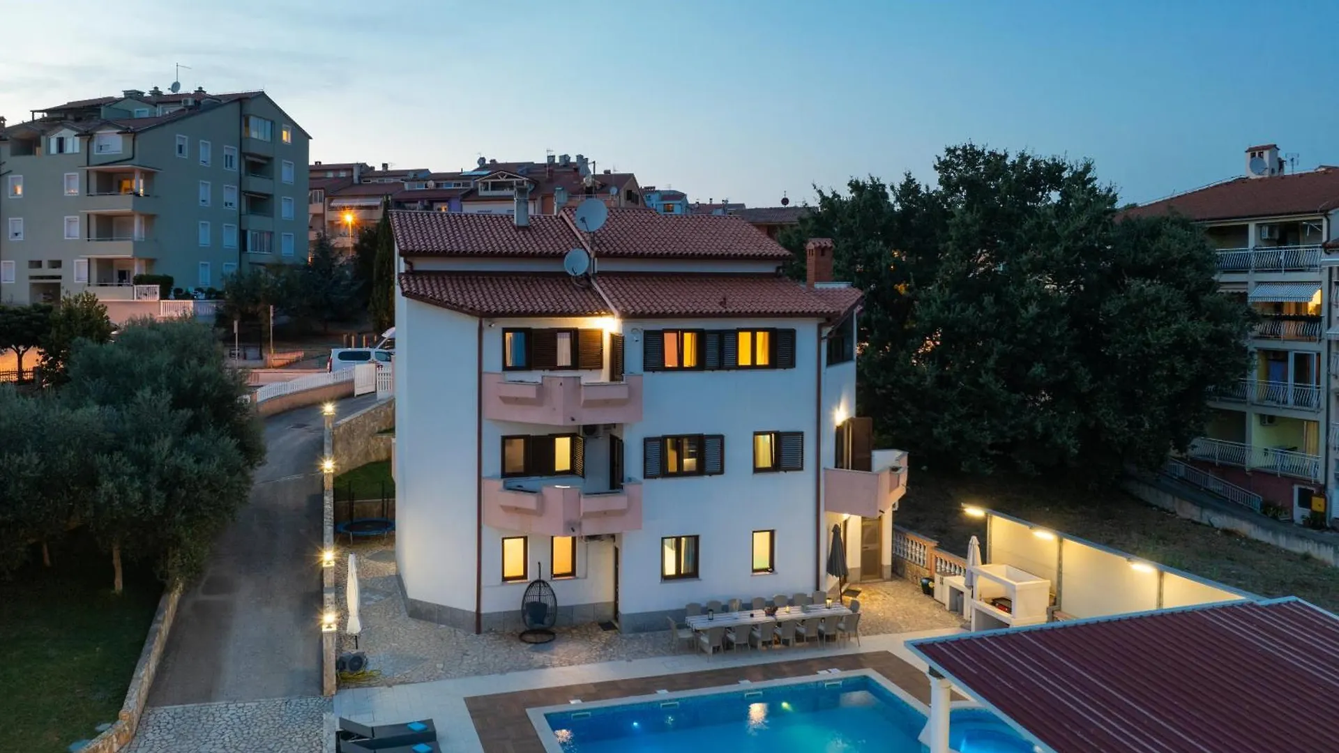 Villa Lealeana location