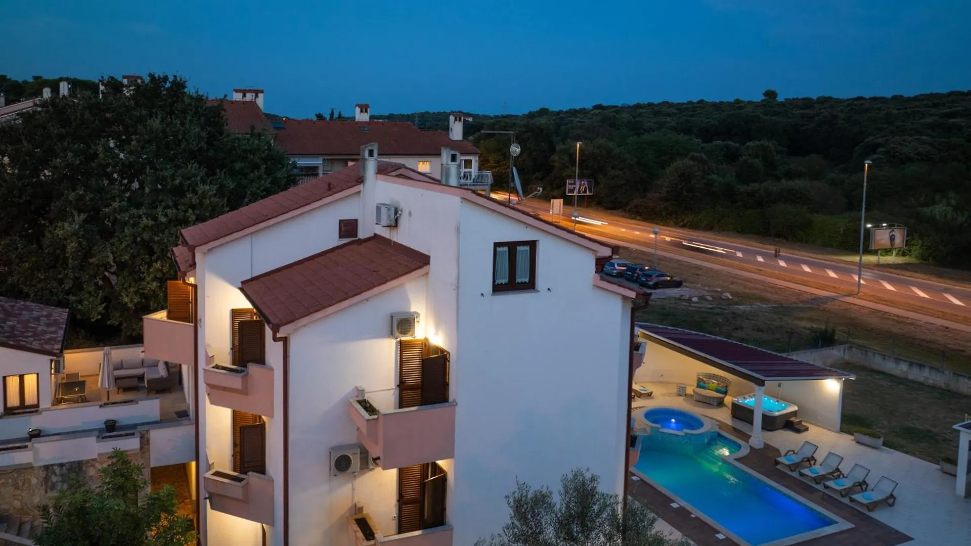 Villa Lealeana Pula